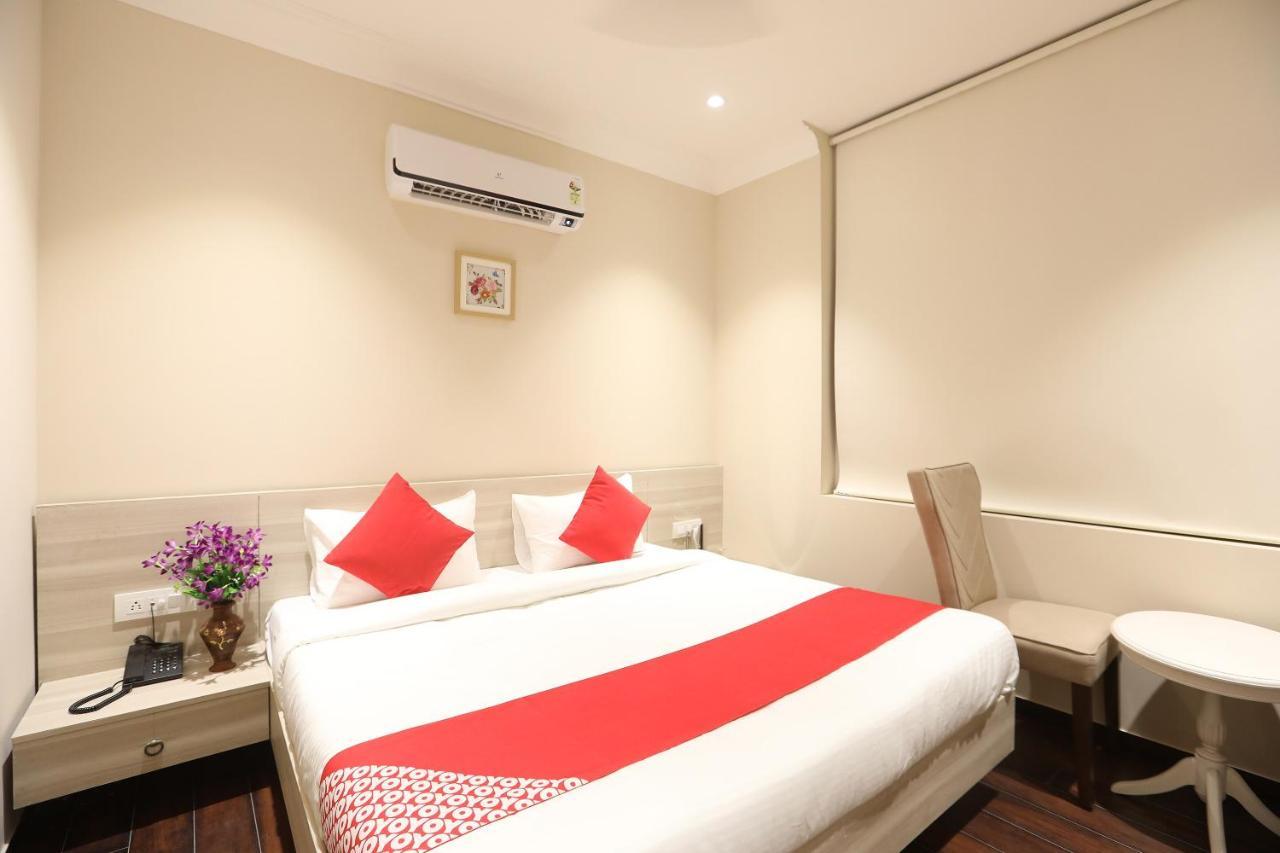 Oyo 43009 The Palm Green Hotel Indraprast Exterior photo